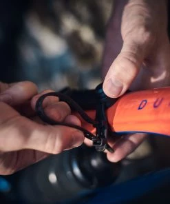 Fidlock TWIST Bouteille 590 + Base Uni 9 Fidlock TWIST Bouteille 590 + Base Uni -Composants Soldes 09620 TWIST Uni Base lifestyle 05