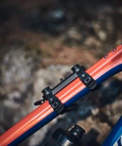 Fidlock TWIST Bouteille 590 + Base Uni 11 Fidlock TWIST Bouteille 590 + Base Uni -Composants Soldes 09620 TWIST Uni Base lifestyle 07