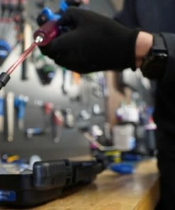 Dynamic Huile Minérale Hydraulique 100ml 9 Dynamic Huile Minérale Hydraulique 100ml -Composants Soldes DY 050 Dynamic Hydraulic Mineral Oil 2371