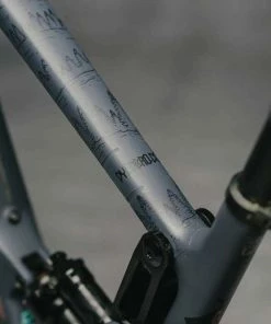 Dyedbro EWS Mountains Kit De Protection Du Cadre 8 Dyedbro EWS Mountains Kit De Protection Du Cadre -Composants Soldes DYEDBRO EWS Mountains Rahmenschutz Kit DBF11231 2