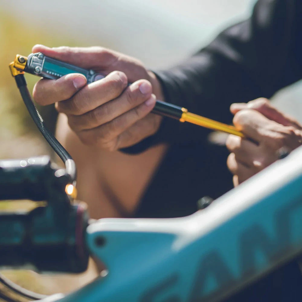 Lezyne Pompe D'amortisseur Digital Shock Drive 4 Lezyne Pompe D'amortisseur Digital Shock Drive – Image 4