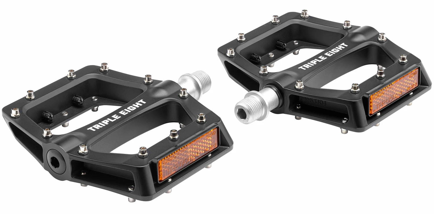Triple Eight Pédales à Plateforme RACE Flat 2 Triple Eight Pédales à Plateforme RACE Flat – Image 2