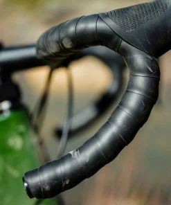 Wolf Tooth Components Bande De Guidon Supple Lite -Composants Soldes Wolf Tooth Supple Lite Lenkerband WT SLITE BARTAPE BLK 4