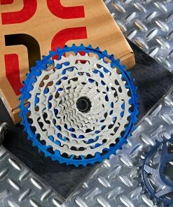 E-thirteen Cassette Helix R 11 Vitesses 9-46T 9 E-thirteen Cassette Helix R 11 Vitesses 9-46T -Composants Soldes ethirteen Helix R 11 fach Kassette 9 50T FW2HRA 107 5