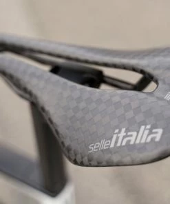 SELLE ITALIA Selle SLR Boost Tekno Superflow -Composants Soldes selle italia 041A522WCA001 SLR Boost Tekno Superflow Sattel 4
